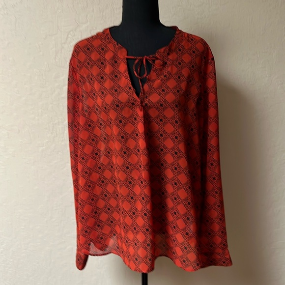 Banana Republic Tops - Banana Republic Red Patterned Blouse